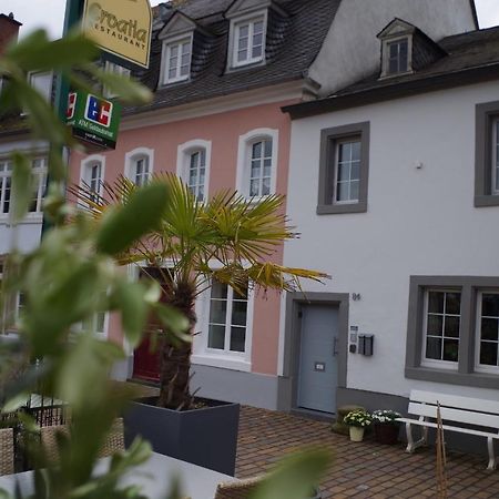 Villa Wohnen Am Ufer Der Mosel In Treviri Esterno foto